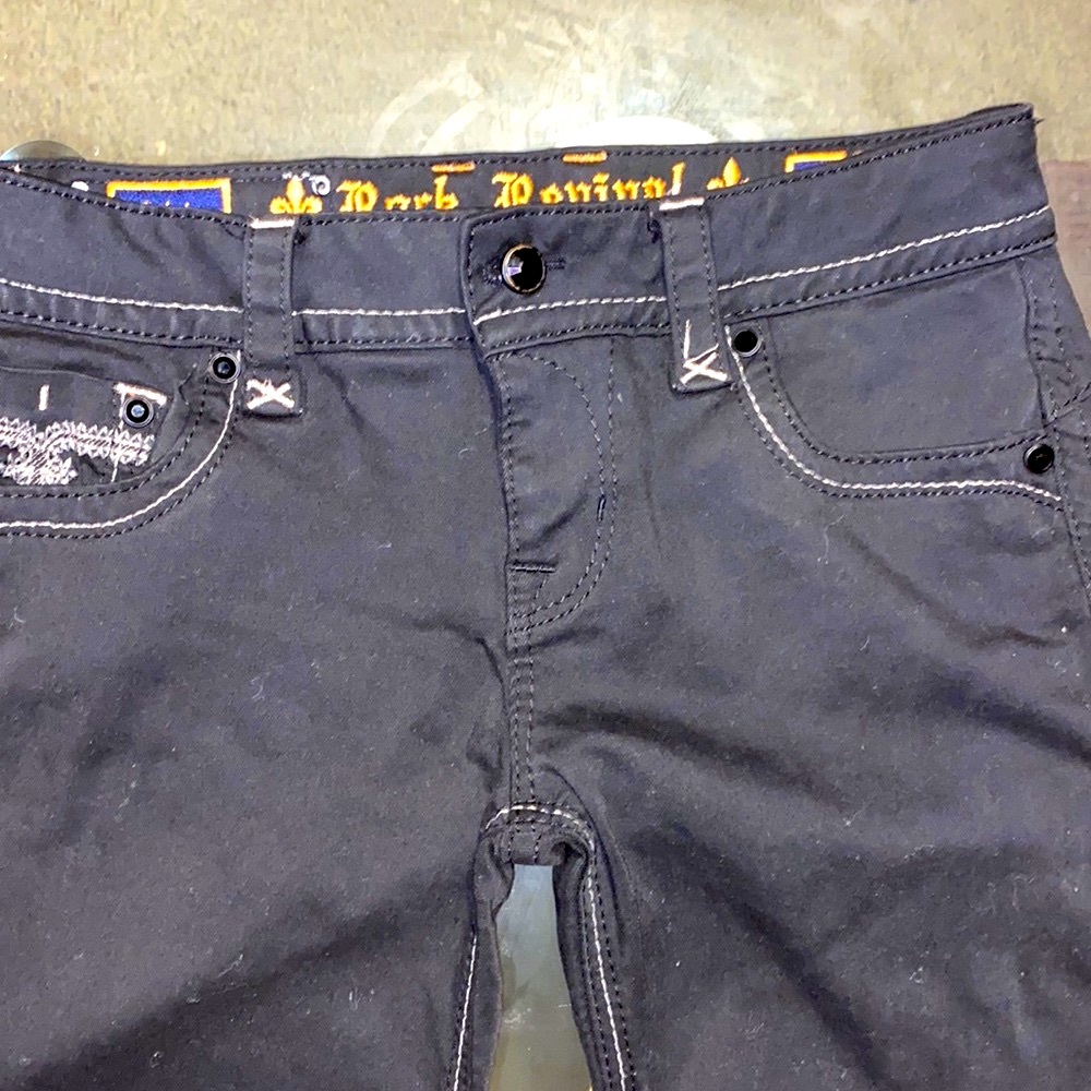 Size 31 rocking revival capris